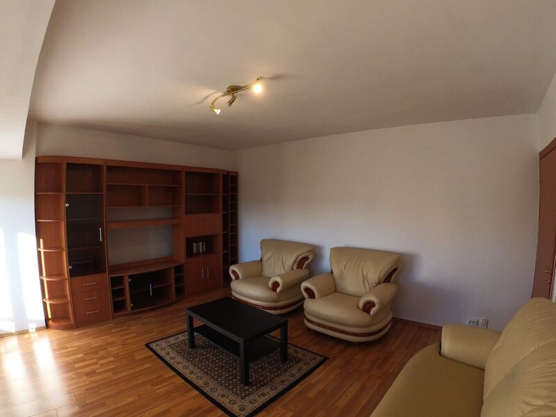 Libertatii, Izvor Parc, 2 camere, central